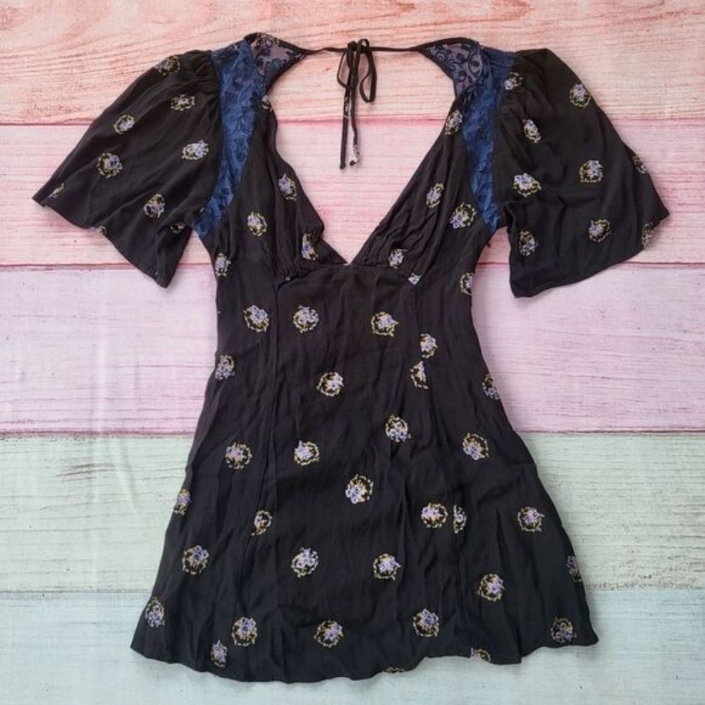 Free People Black Clove Mockingbird Keyhole Back A-line Mini Dress‎ Size 4 - Picture 5 of 11